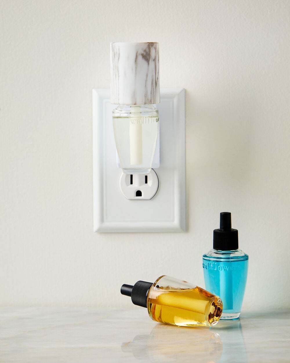 Marble Scent Control? Wallflowers Fragrance Plug - Image 6