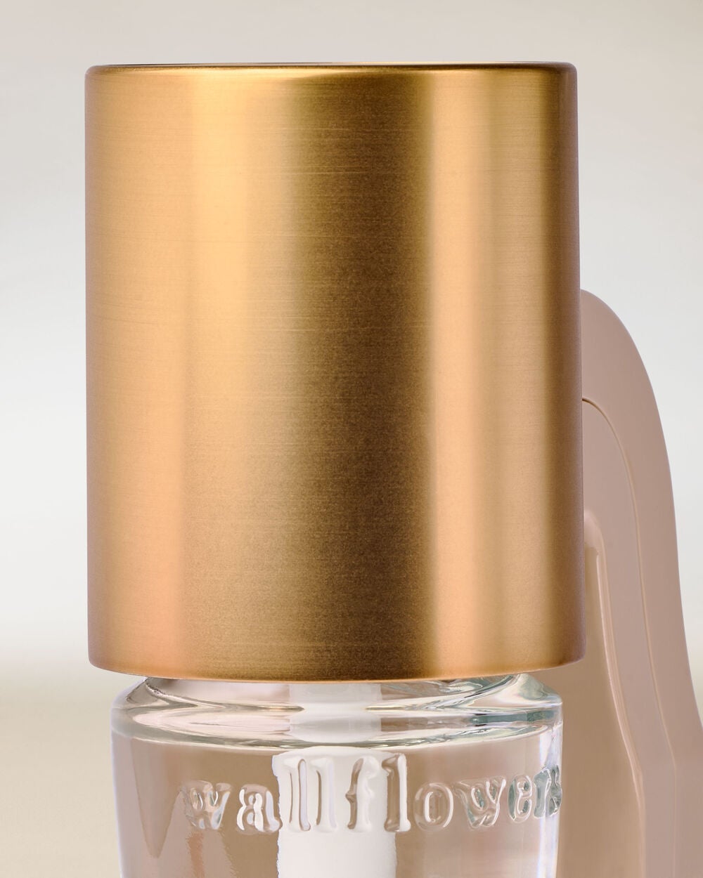 Brass Metallic Scent Control? Wallflowers Fragrance Plug - Image 3
