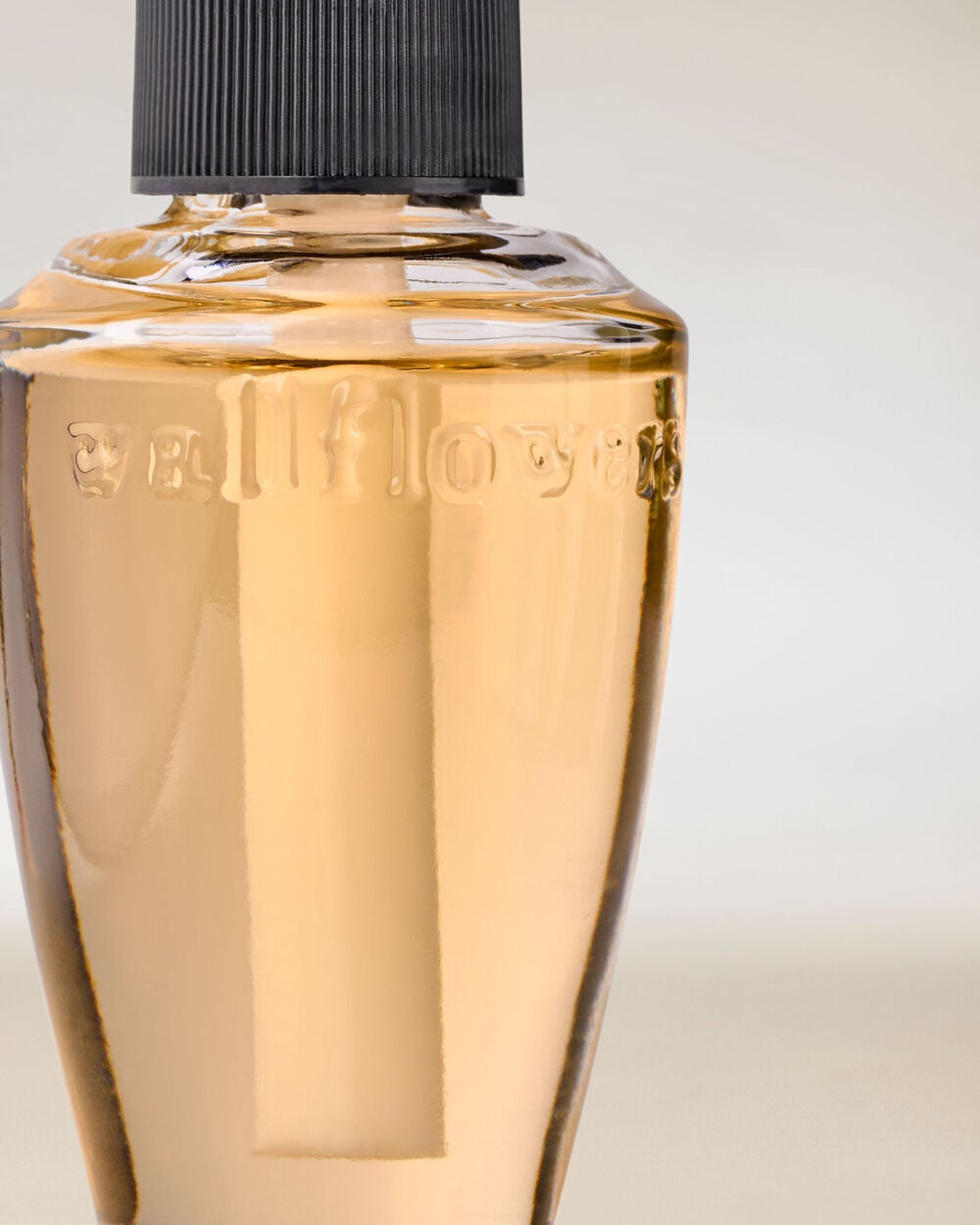 Mahogany Coconut Wallflowers Fragrance Refill - Image 2