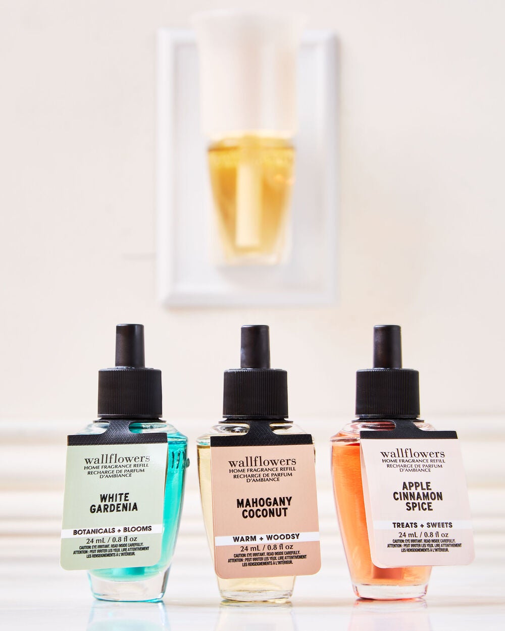 Mahogany Coconut Wallflowers Fragrance Refill - Image 5