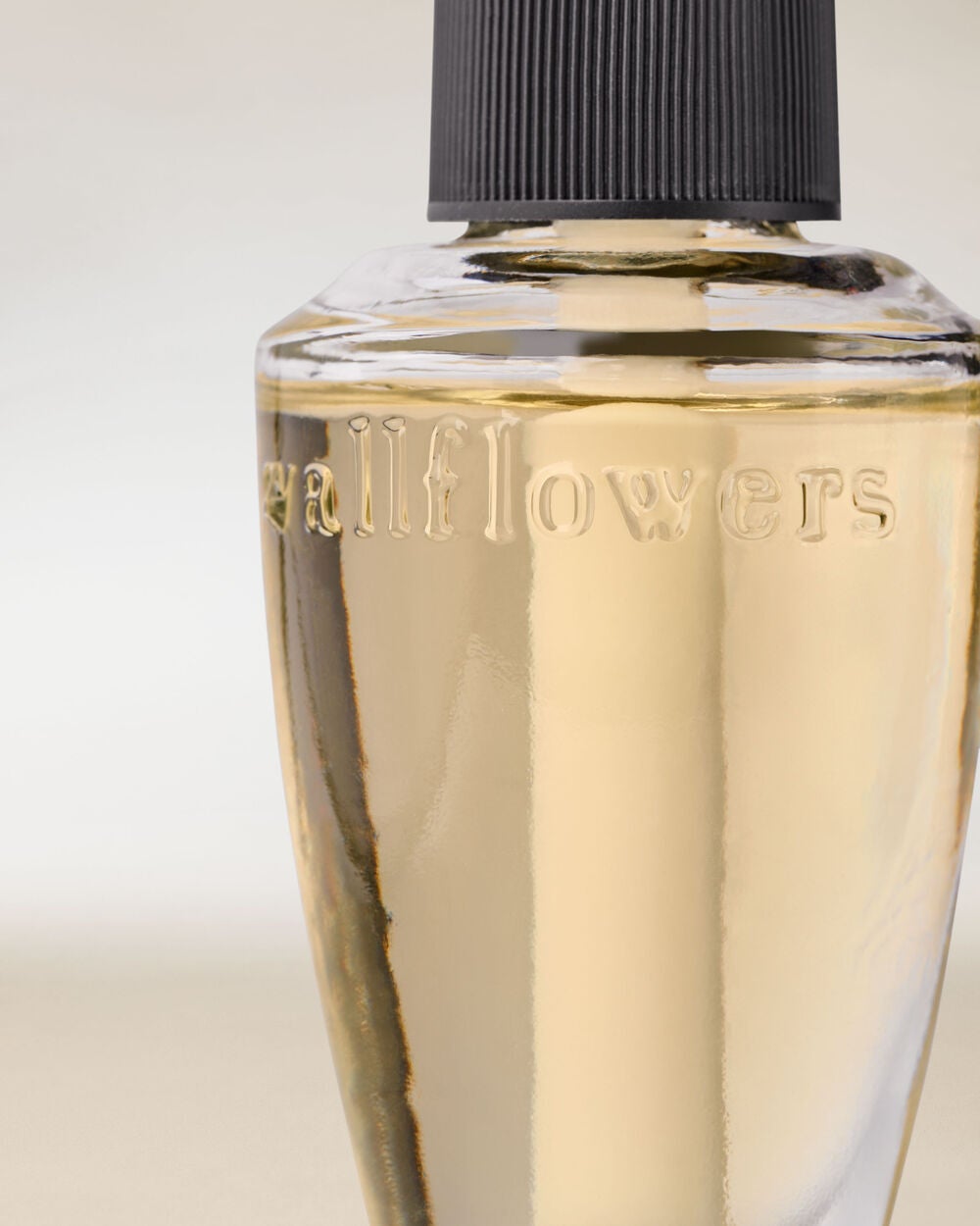 Coffee & Whiskey Wallflowers Fragrance Refill - Image 2