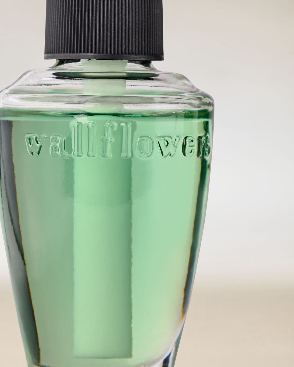 Backyard Honeysuckle Wallflowers Fragrance Refill - Image 2