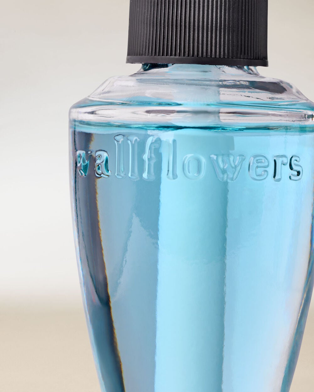 Beach Blanket Wallflowers Fragrance Refill - Image 2
