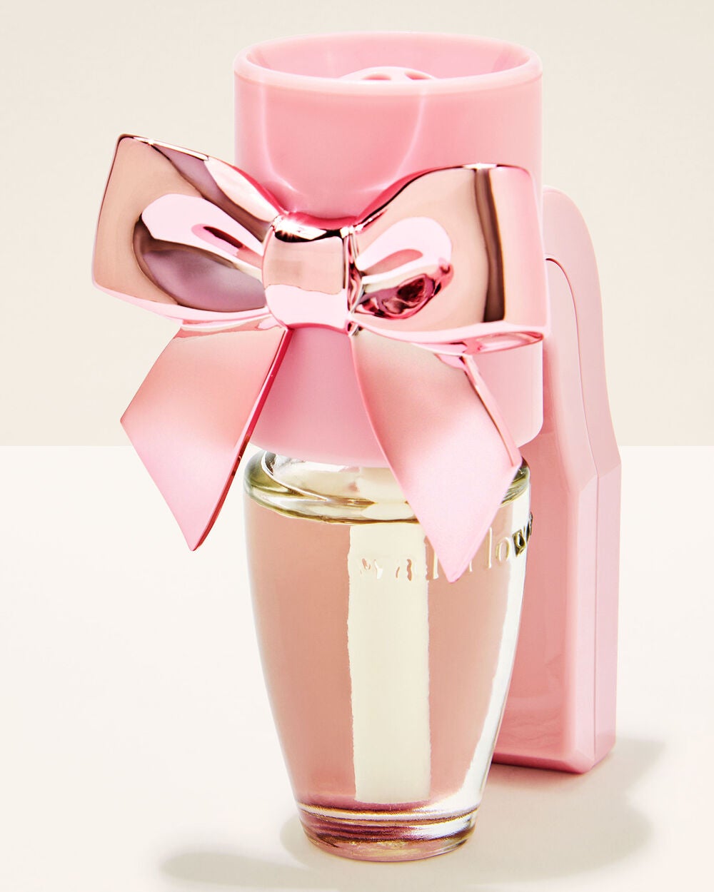 Bow Scent Control? Wallflowers Fragrance Plug