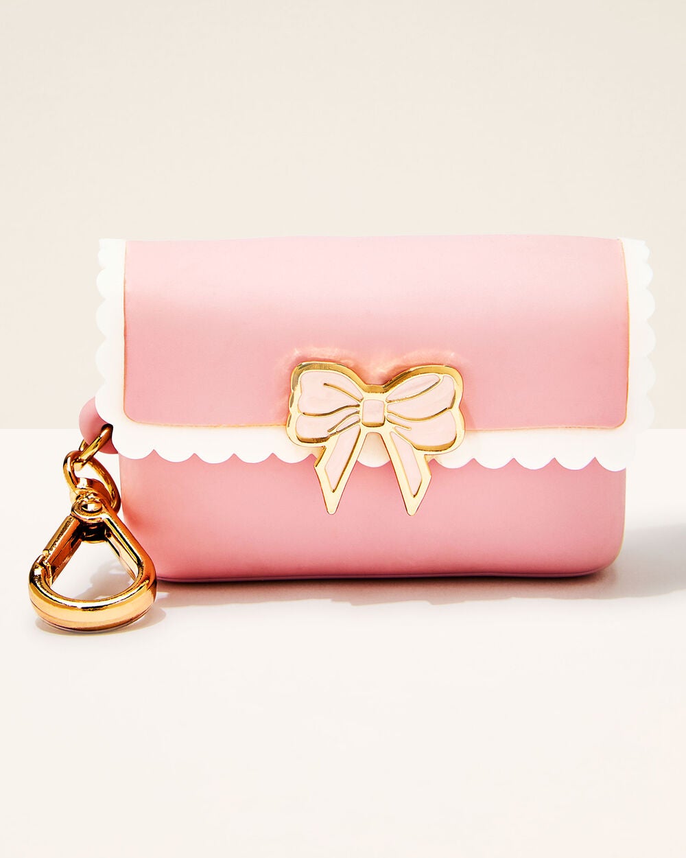 Scallop Bow Snap Case PocketBac Holder