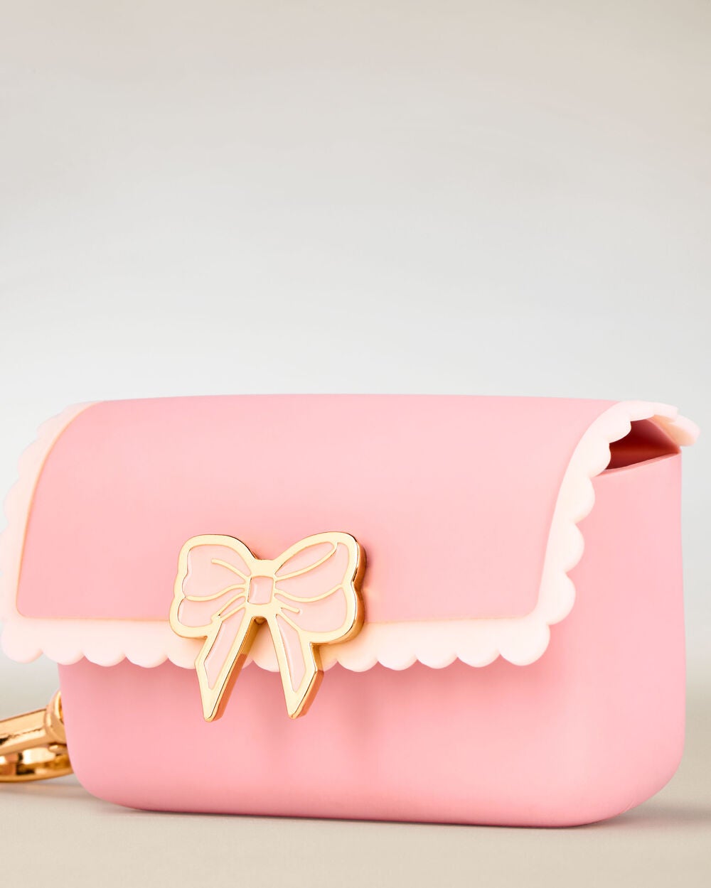 Scallop Bow Snap Case PocketBac Holder - Image 2