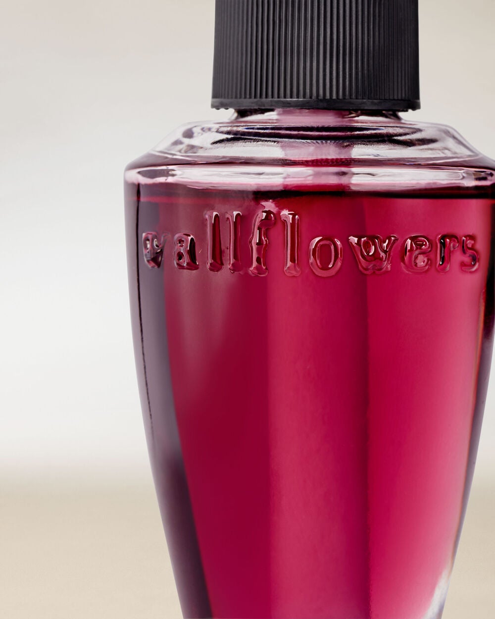 Mahogany Cherry Wallflowers Fragrance Refill - Image 2