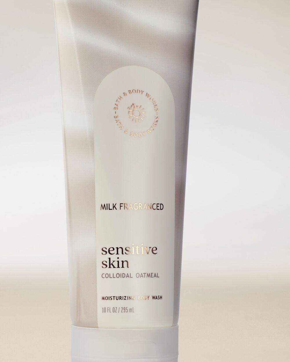 Sensitive Skin Milk Moisturizing Body Wash - Image 2
