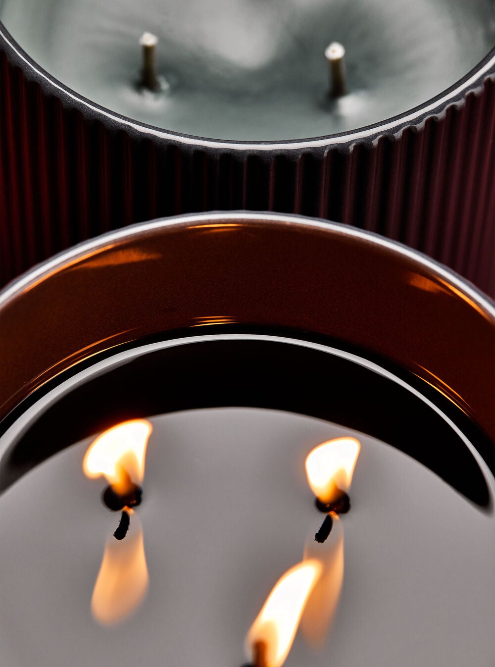 Mahogany Teakwood Intense 3-Wick Candle - Image 5