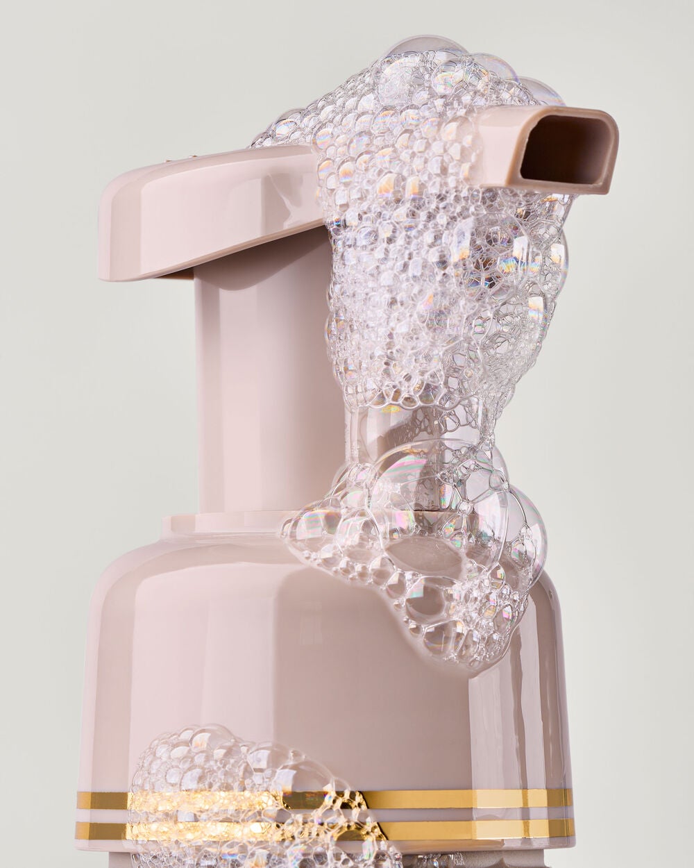 Sunwashed Santal Gentle & Clean Foaming Hand Soap - Image 5