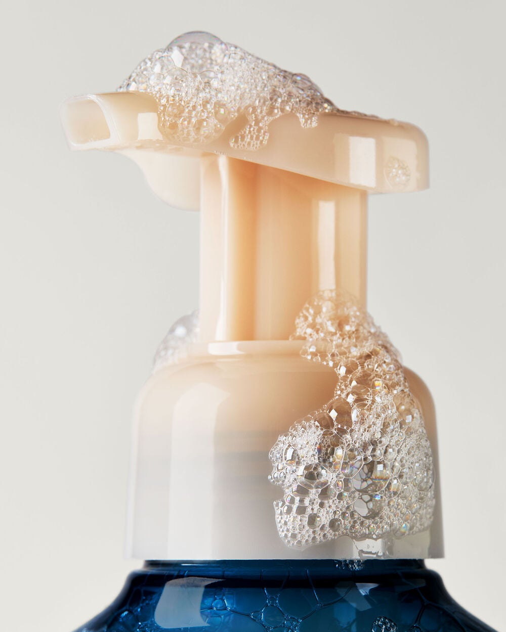 Beautiful Day Gentle & Clean Foaming Hand Soap - Image 5