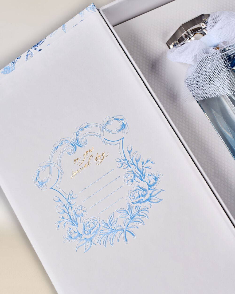 Dressed In White Eau De Parfum - Image 5