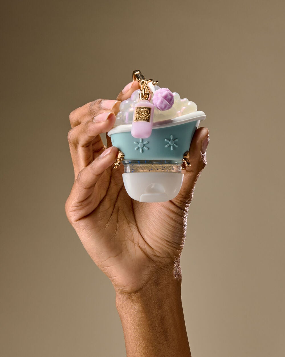 Bathtub PocketBac Holder - Image 3