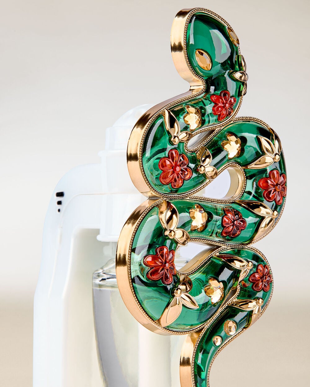 Snake Scent Control? Nightlight Wallflowers Fragrance Plug - Image 2