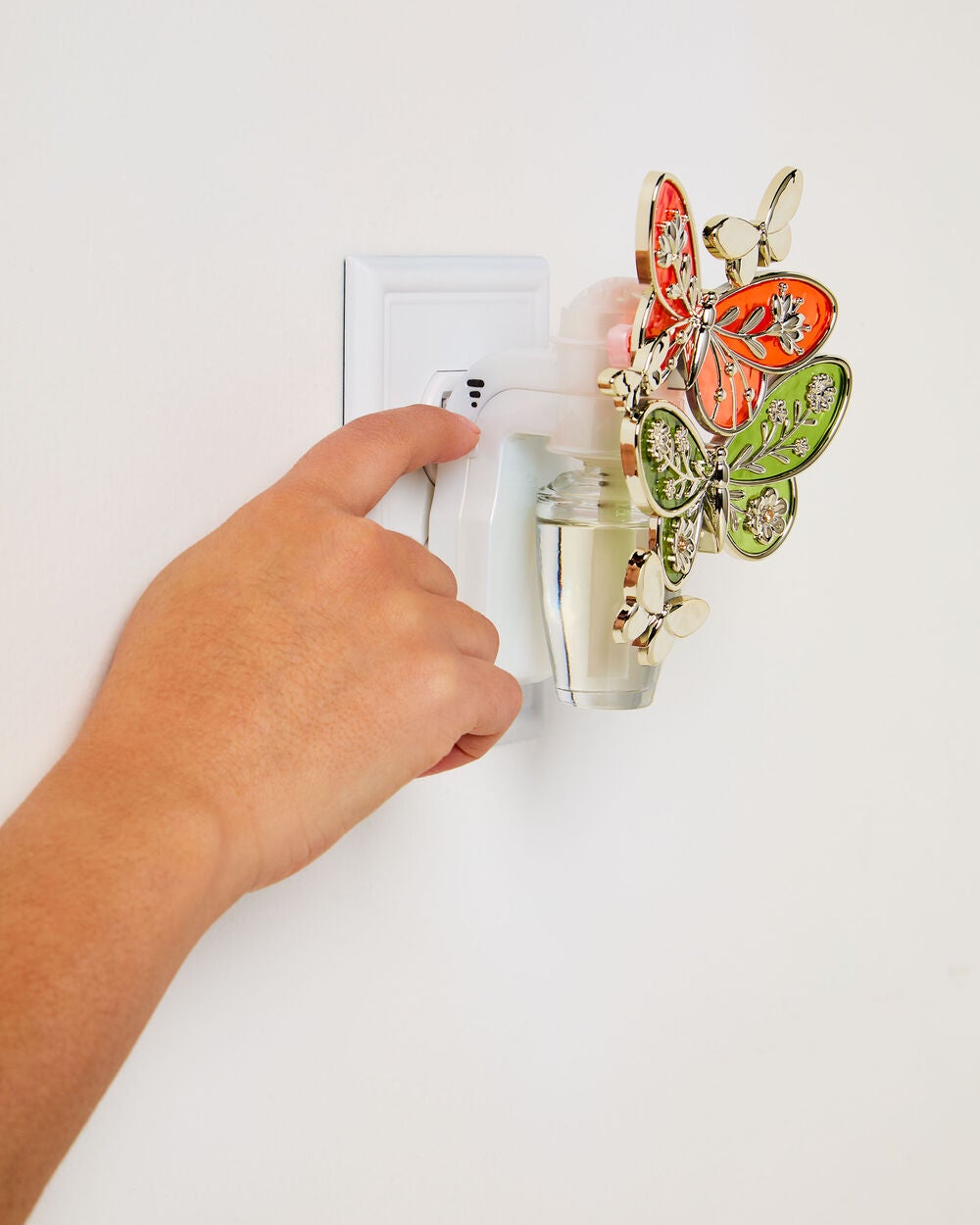 Botanical Butterfly Scent Control? Nightlight Wallflowers Fragrance Plug - Image 5
