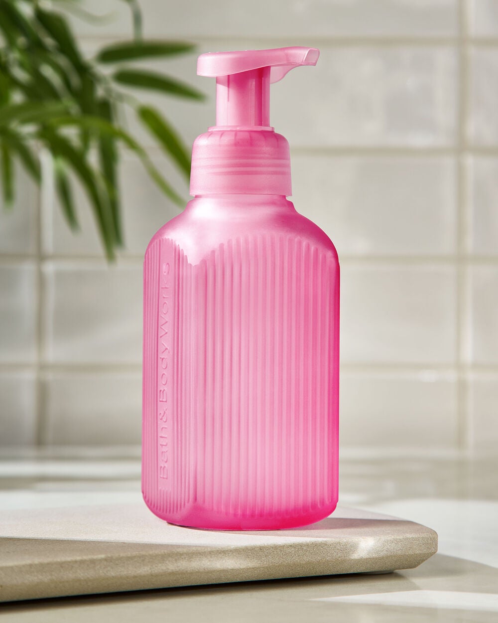 Mauve Ribbed Glass Gentle & Clean Foaming Hand Soap Dispenser - Image 3