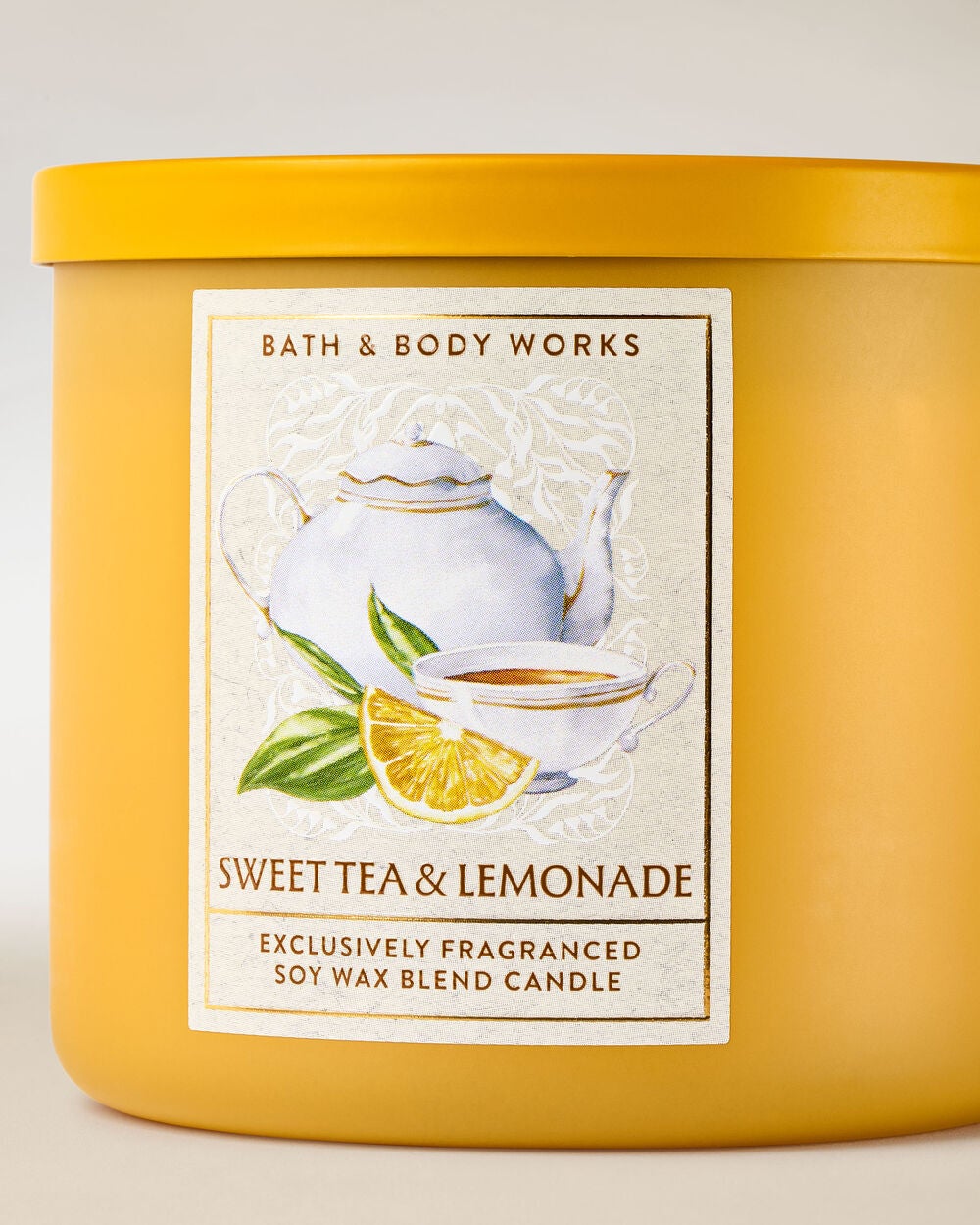 Sweet Tea & Lemonade 3-Wick Candle - Image 2