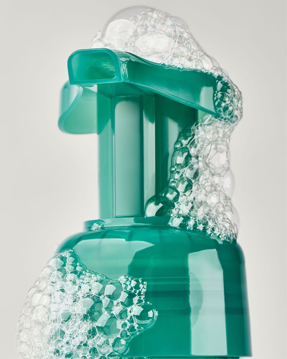 White Tea & Sage Gentle & Clean Foaming Hand Soap - Image 5