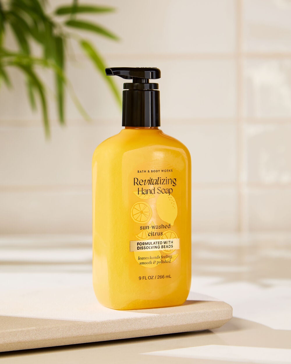 Sun-Washed Citrus Revitalizing Gel Hand Soap - Image 7