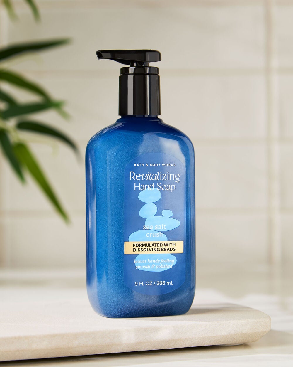 Sea Salt Crush Revitalizing Gel Hand Soap - Image 7