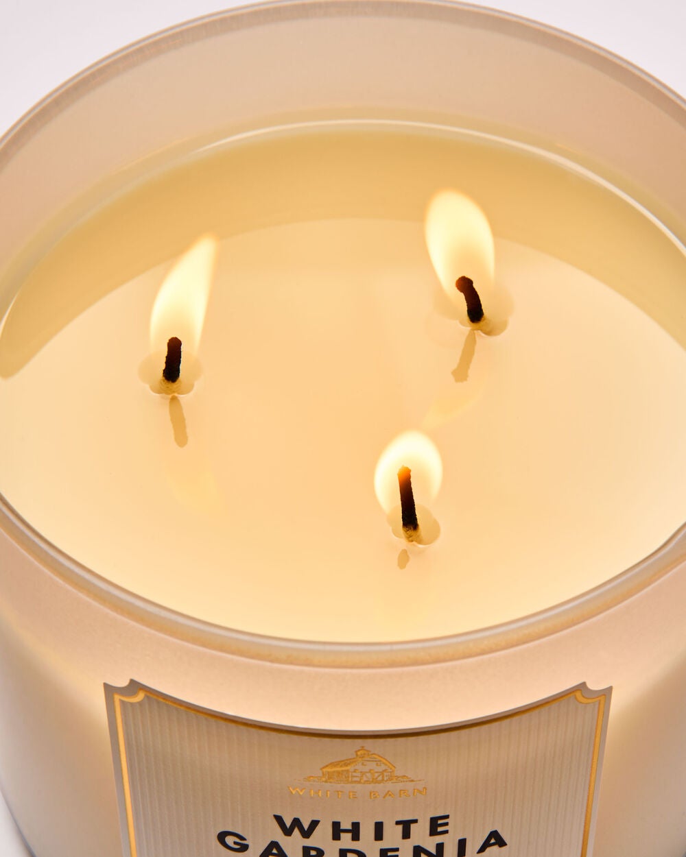 White Gardenia 3-Wick Candle - Image 5