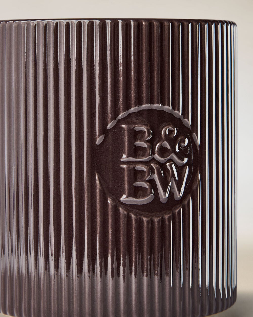 Rose & Oud Single Wick Candle - Image 2